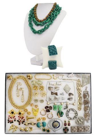 (LOT) VINTAGE COSTUME JEWELRY,