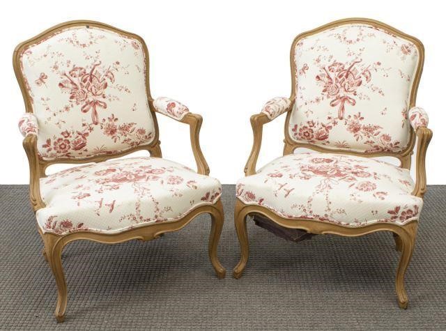  2 FRENCH LOUIS XV STYLE UPHOLSTERED 3c0b02