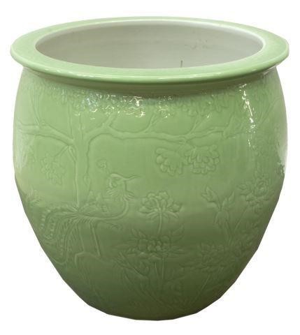 LARGE CELADON GREEN PORCELAIN FOLIATED 3c0b98