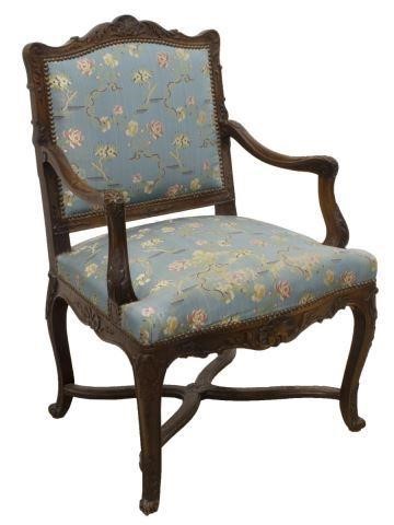 FRENCH LOUIS XV STYLE WALNUT FAUTEUIL 3c0b91