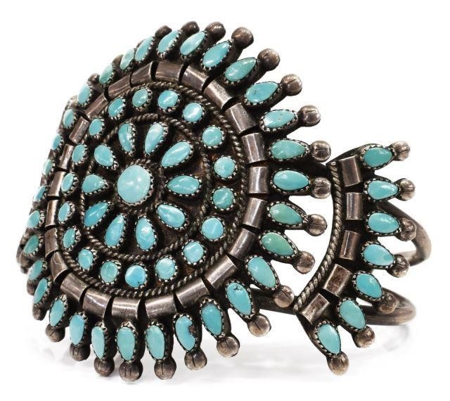 NATIVE AMERICAN ZUNI TURQUOISE