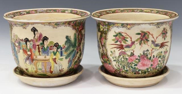  2 CHINESE DECORATED PLANTER POTS pair  3c12ba