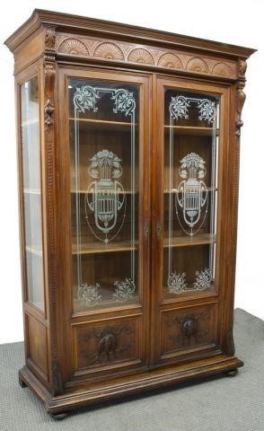FRENCH CARVED WALNUT ETCHED GLASS 3c14e1
