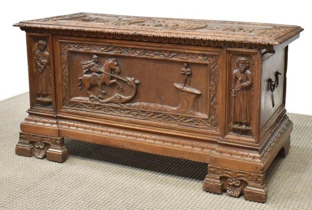 ITALIAN RENAISSANCE CARVED WALNUT