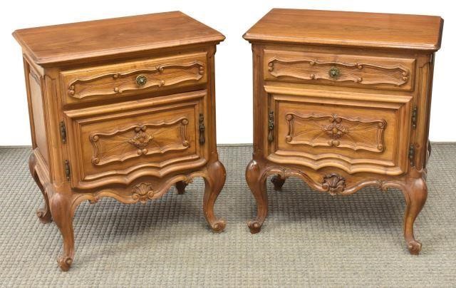  2 LOUIS XV STYLE WALNUT BEDSIDE 3c1605