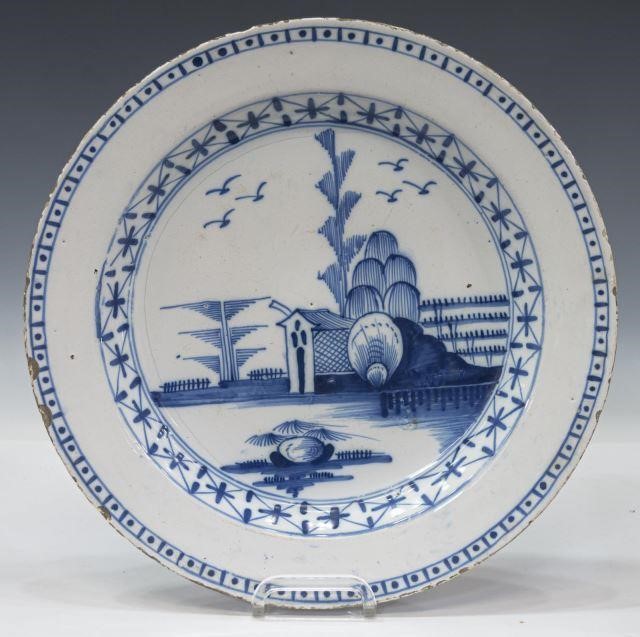 ENGLISH DELFT B&W CHINOISERIE CHARGER,