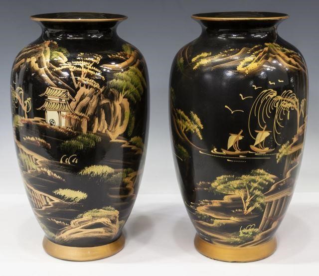  2 CHINOISERIE PARCEL GILT BLACK 3c1820