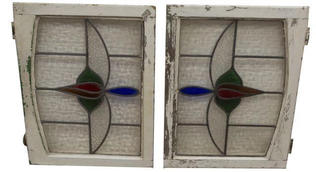  2 ENGLISH STAINED LEADED GLASS 3c184f