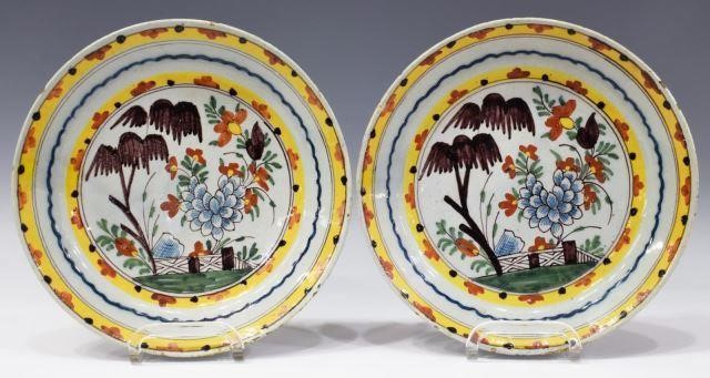  2 DELFT POLYCHROME FAIENCE PLATES  3c1976