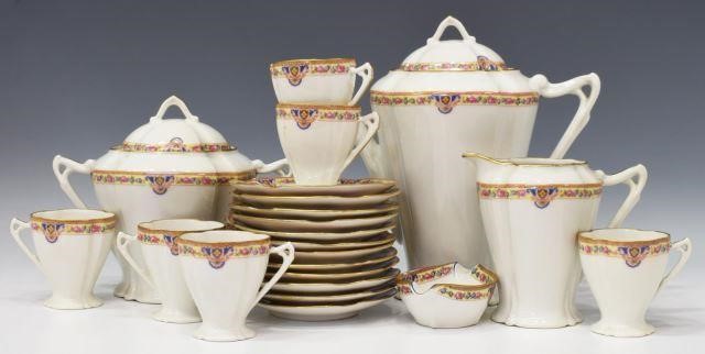  22 FRENCH A F LIMOGES PORCELAIN 3c1a28