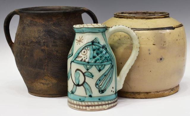  3 COLLECTION OF EARTHENWARE  3c1c68