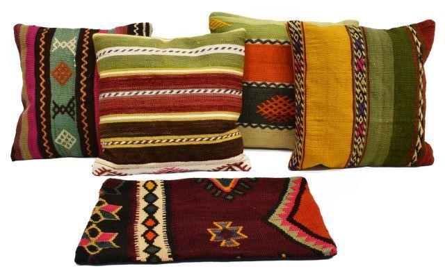  5 COLLECTION OF KILIM RUG PILLOWS 3c1c75