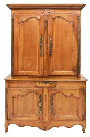 FRENCH PROVINCIAL WALNUT DEUX CORPS,