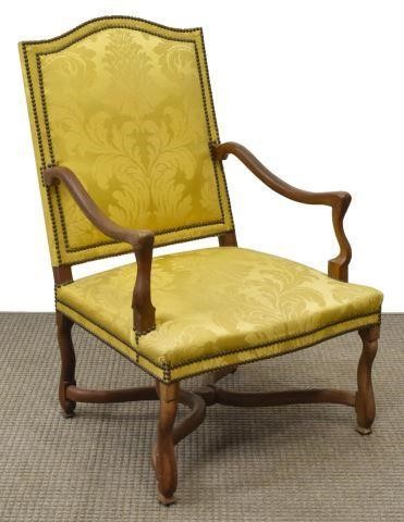 FRENCH LOUIS XIV STYLE WALNUT FAUTEUILFrench 3c1dfc