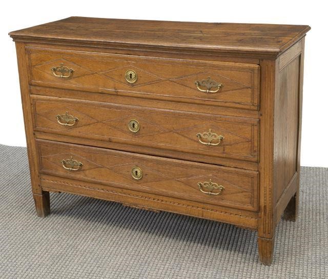 FRENCH PROVINCIAL OAK THREE DRAWER 3c1e0b