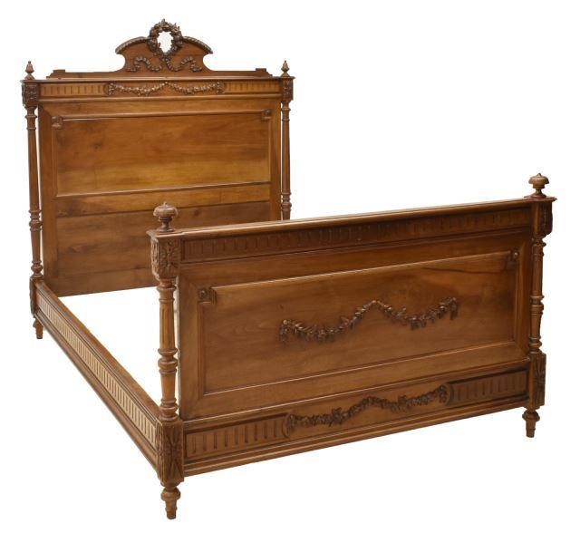 FRENCH LOUIS XVI STYLE CARVED WALNUT 3c1e9b