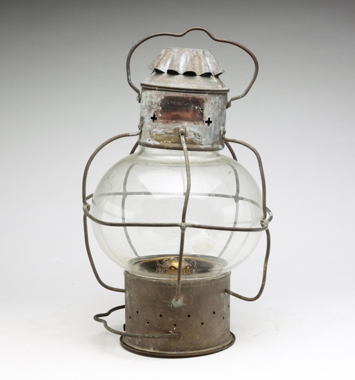 SHIP S LANTERN WITH ONION SHAPED 3bf84d