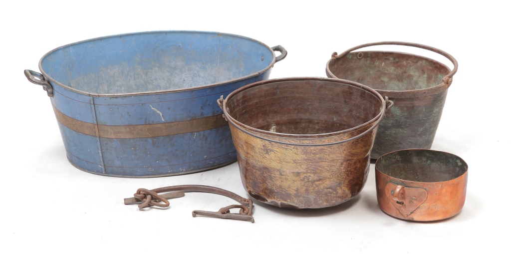 FOUR AMERICAN METALWARE CONTAINERS.