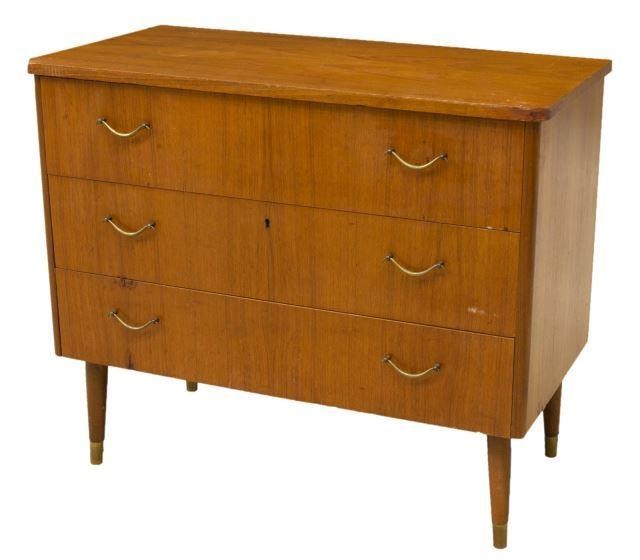 DANISH MID-CENTURY MODERN TEAK