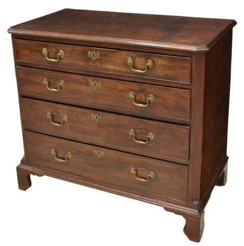 ENGLISH GEORGIAN MAHOGANY CHEST 3bfde9