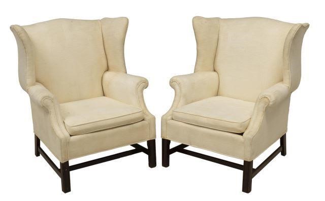  2 CHIPPENDALE STYLE WINGBACK 3bfe2d
