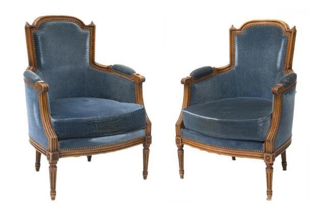 (2) FRENCH LOUIS XVI STYLE BERGERES