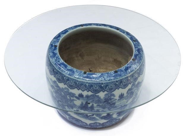 CHINESE GLASS TOP BLUE WHITE 3c0170