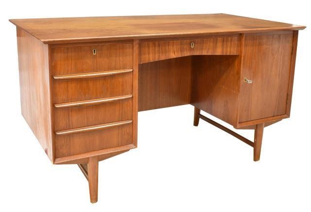 DANISH MID-CENTURY MODERN TEAK