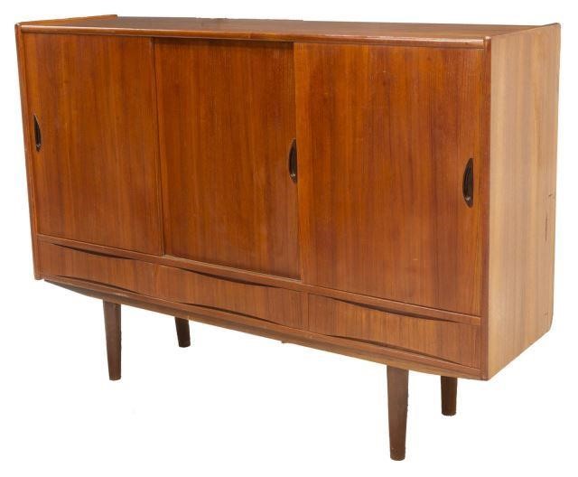 DANISH MID-CENTURY MODERN TEAK