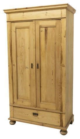 SCANDANAVIAN PINE CUPBOARD ON BUN 3c0280