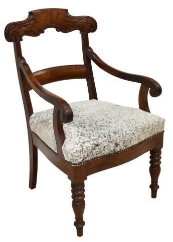 VICTORIAN MAHOGANY UPHOLSTERED