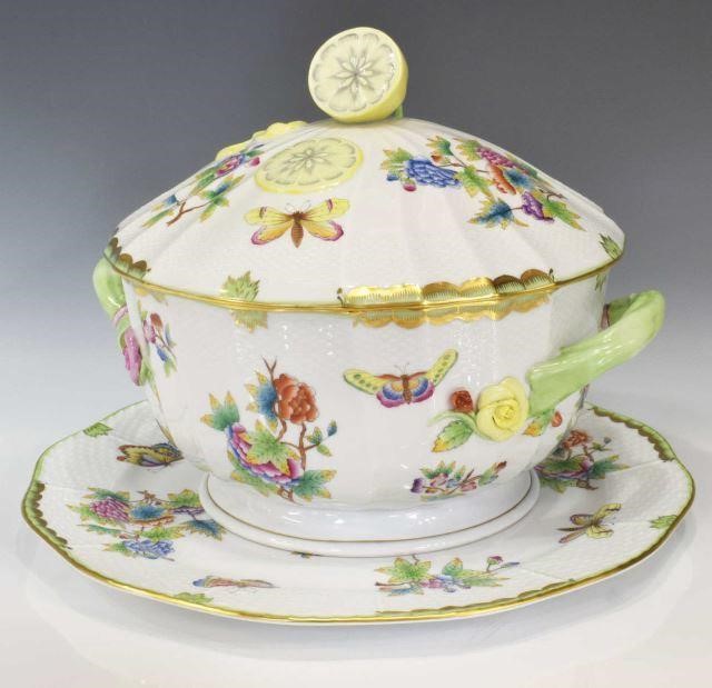  2 HEREND QUEEN VICTORIA TUREEN 3c03fe