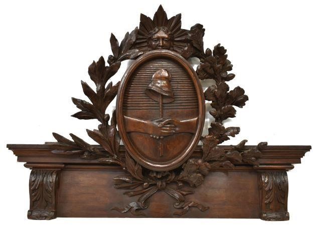 ARCHITECTURAL CARVED WALNUT OVERDOOR 3c0493