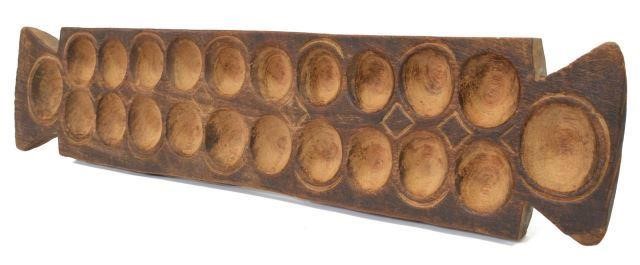 VINTAGE AFRICAN HAND CARVED MANCALA 3c06d6