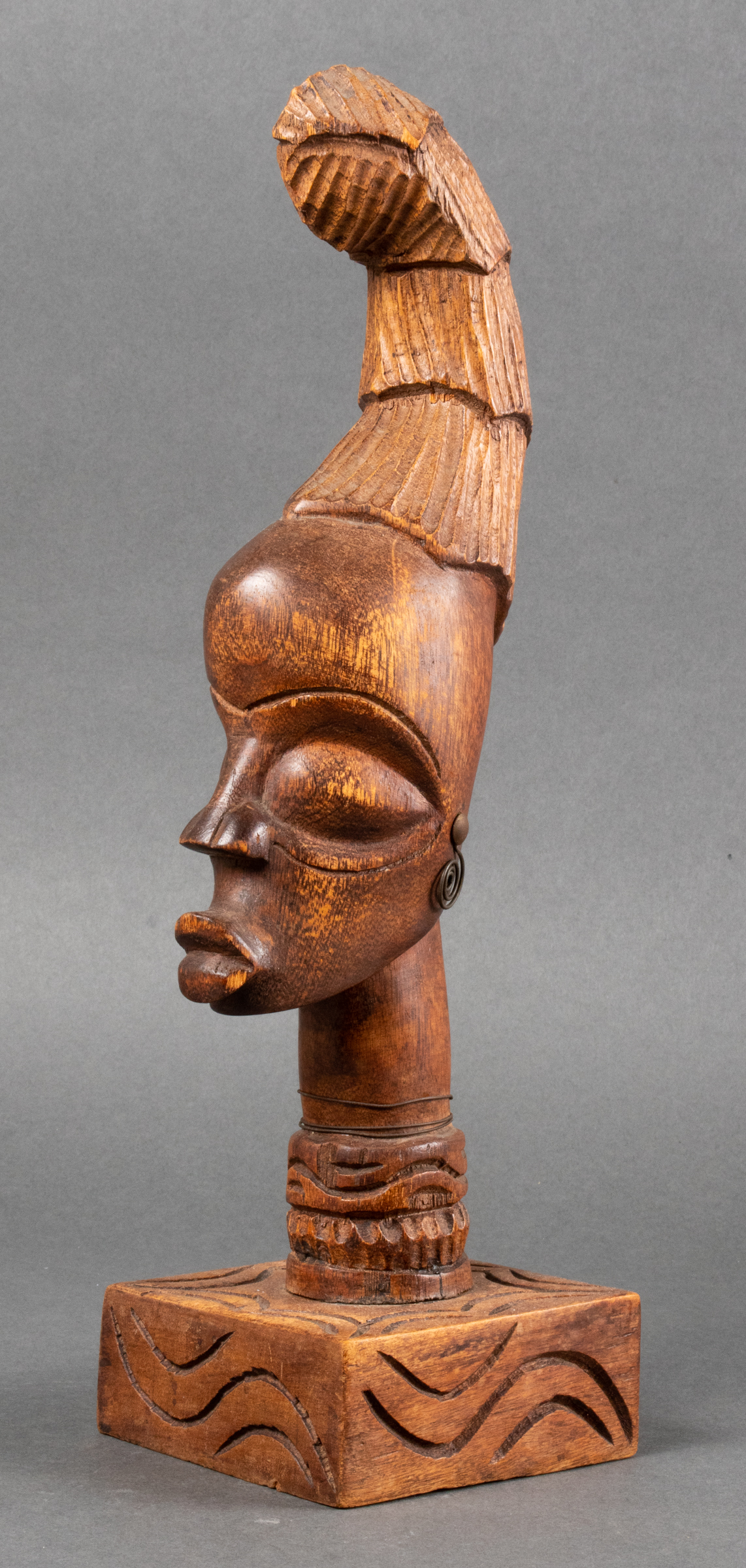 MATINO AFRICAN CARVED WOOD HEAD