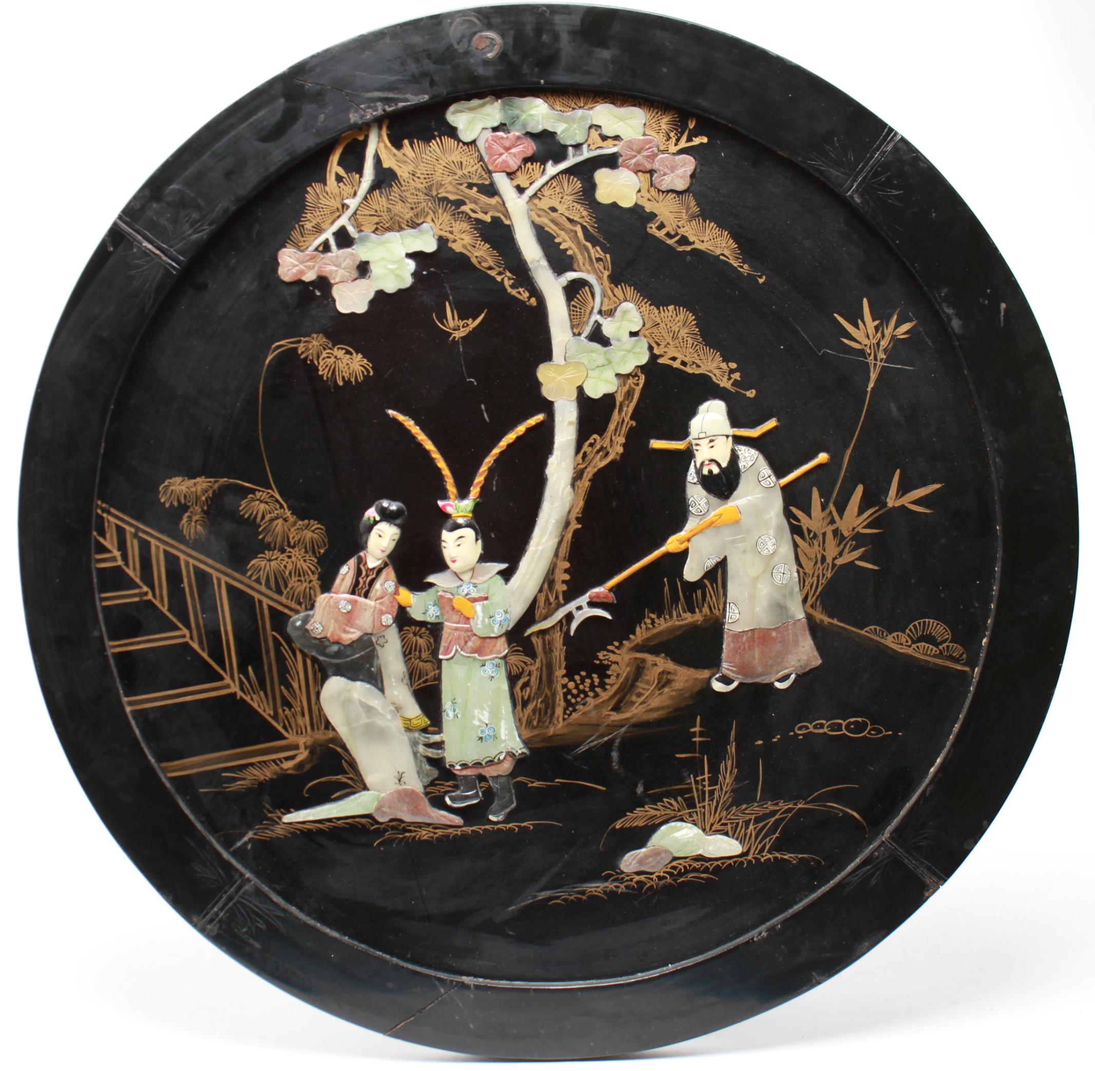 JAPANESE INLAID ROUND PANEL HARDSTONE 3c2e67