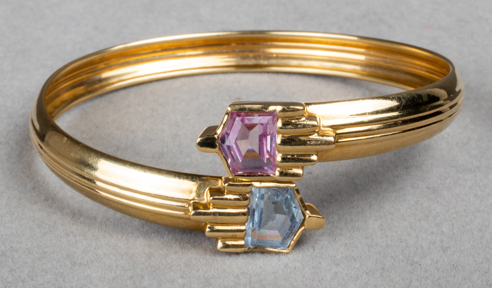 18K GOLD PINK SAPPHIRE & BLUE TOPAZ