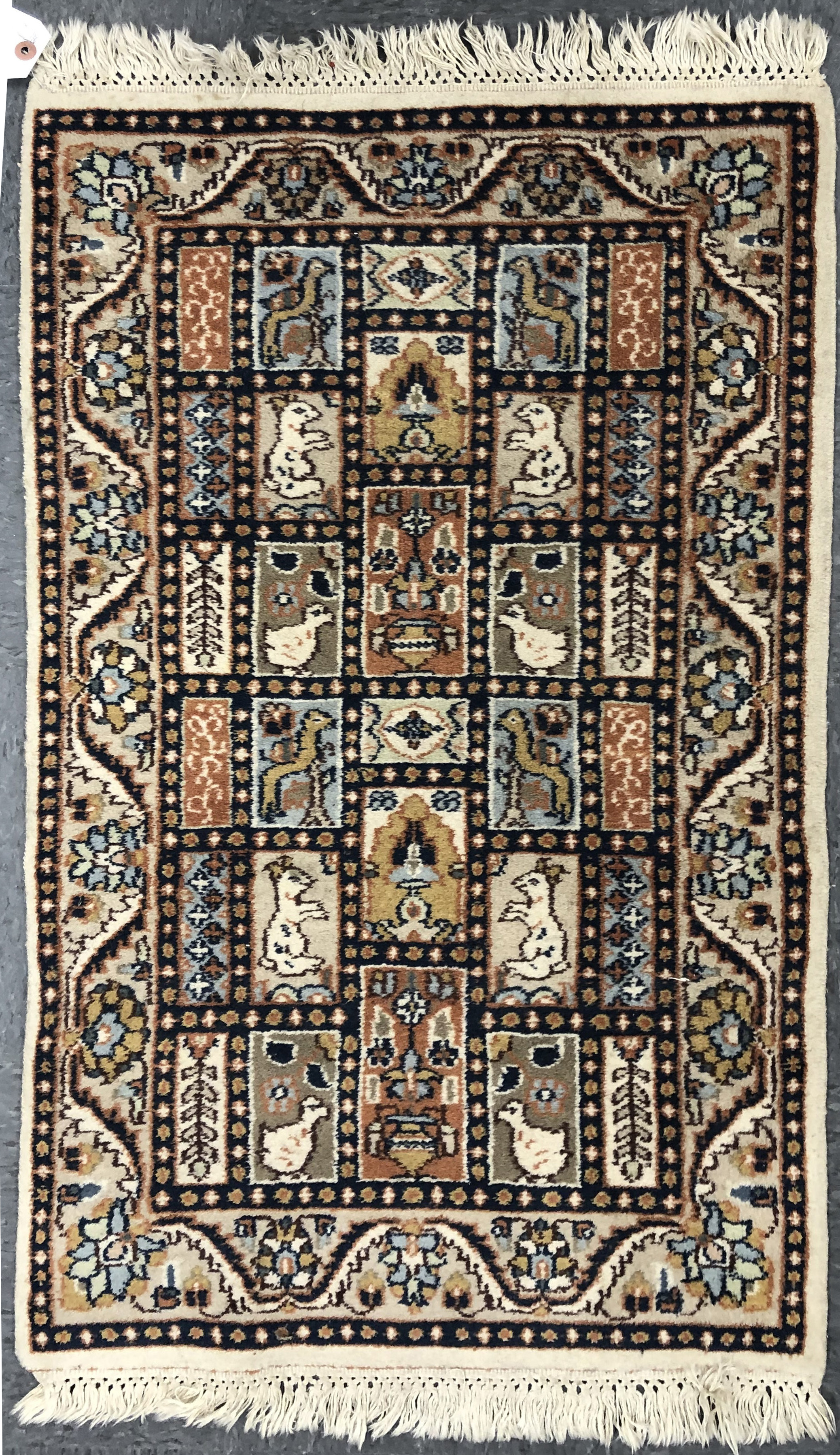 PERSIAN ANIMAL PICTORIAL RUG, 3'