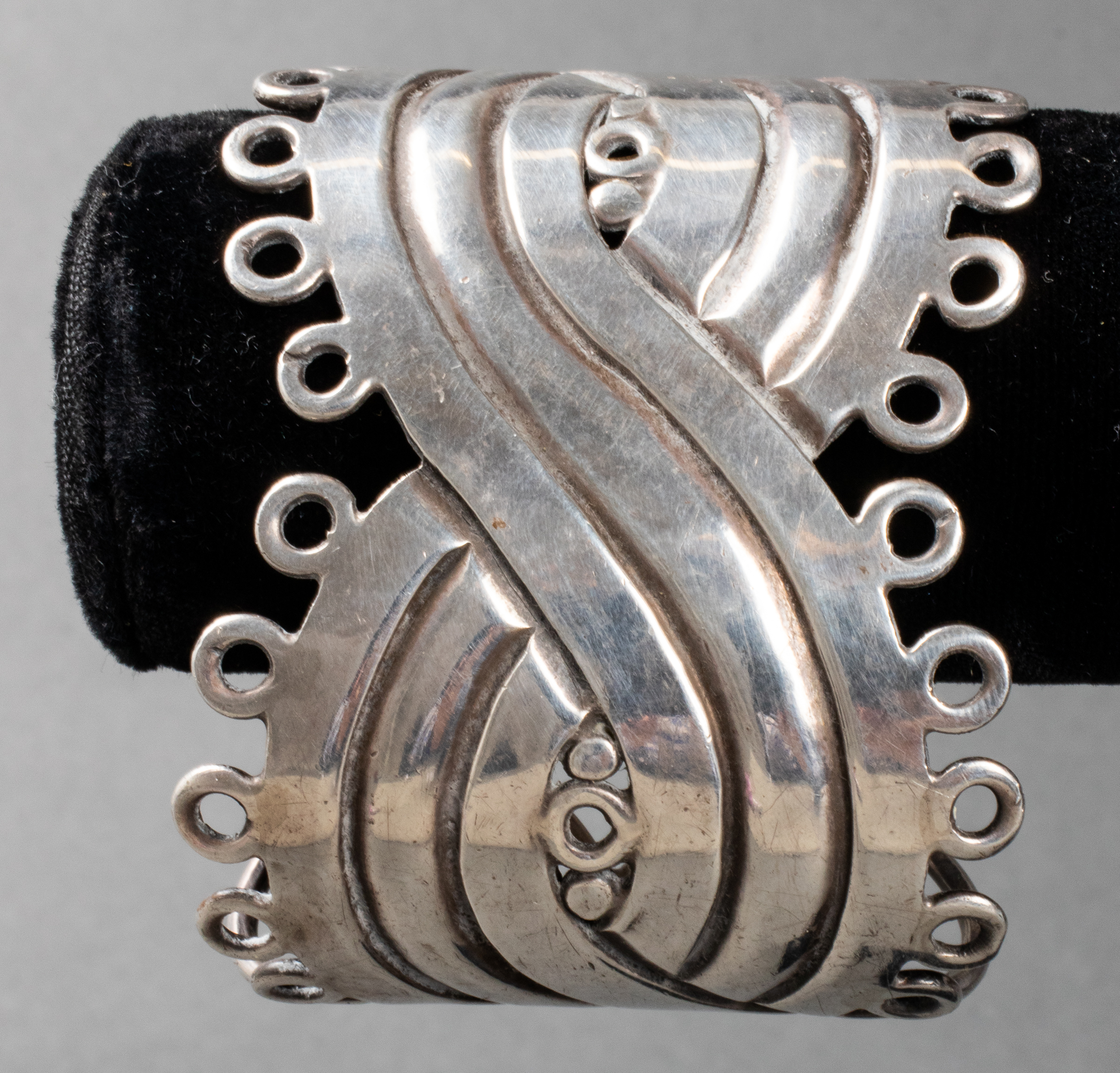 WILLIAM SPRATLING TAXCO SILVER BANGLE