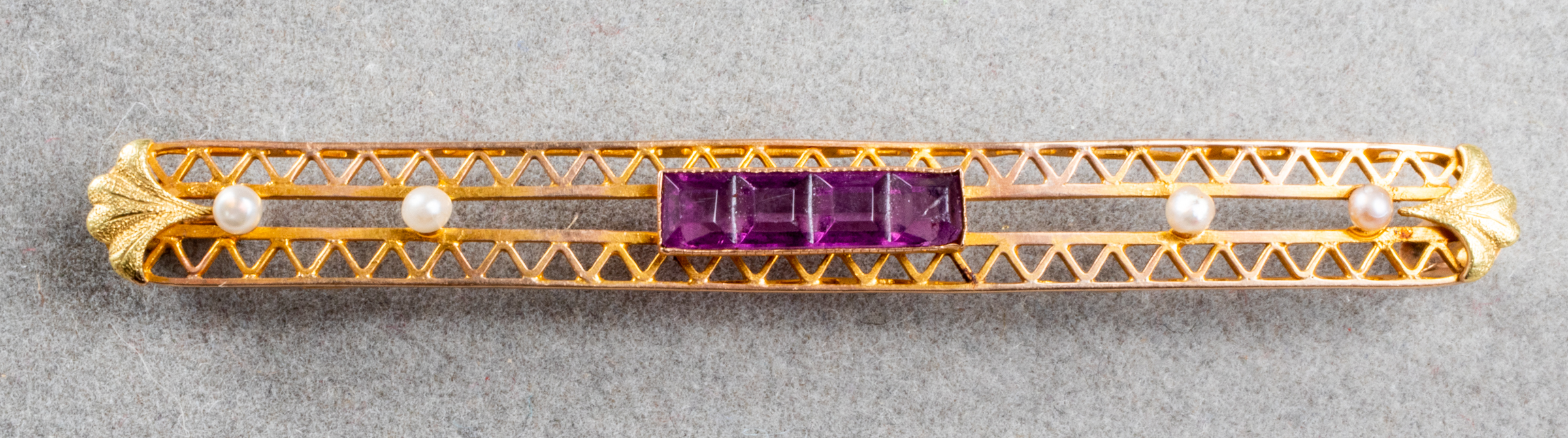 ANTIQUE 10K GOLD AMETHYST & SEED
