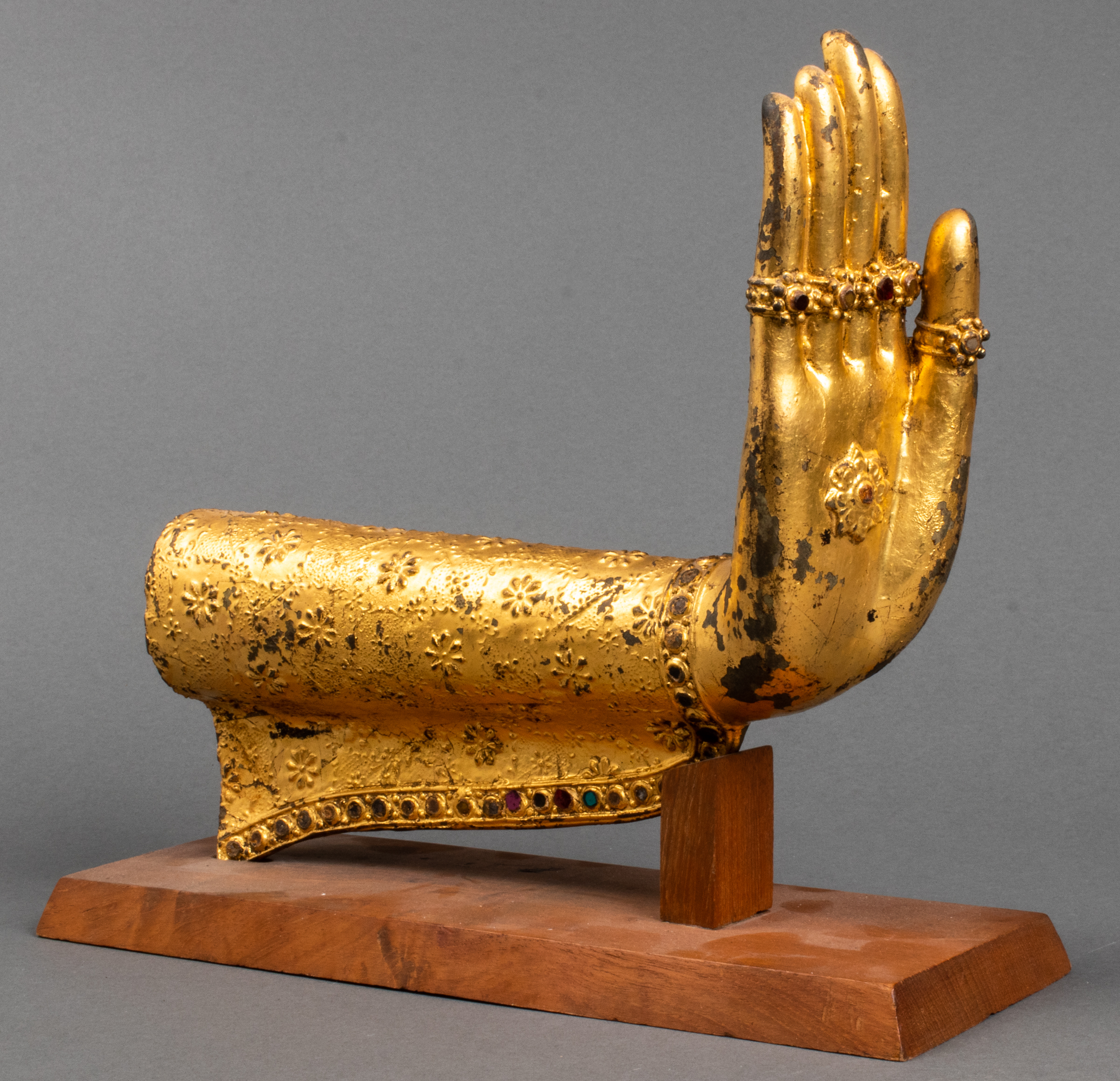 THAI GILT METAL HAND OF BUDDHA