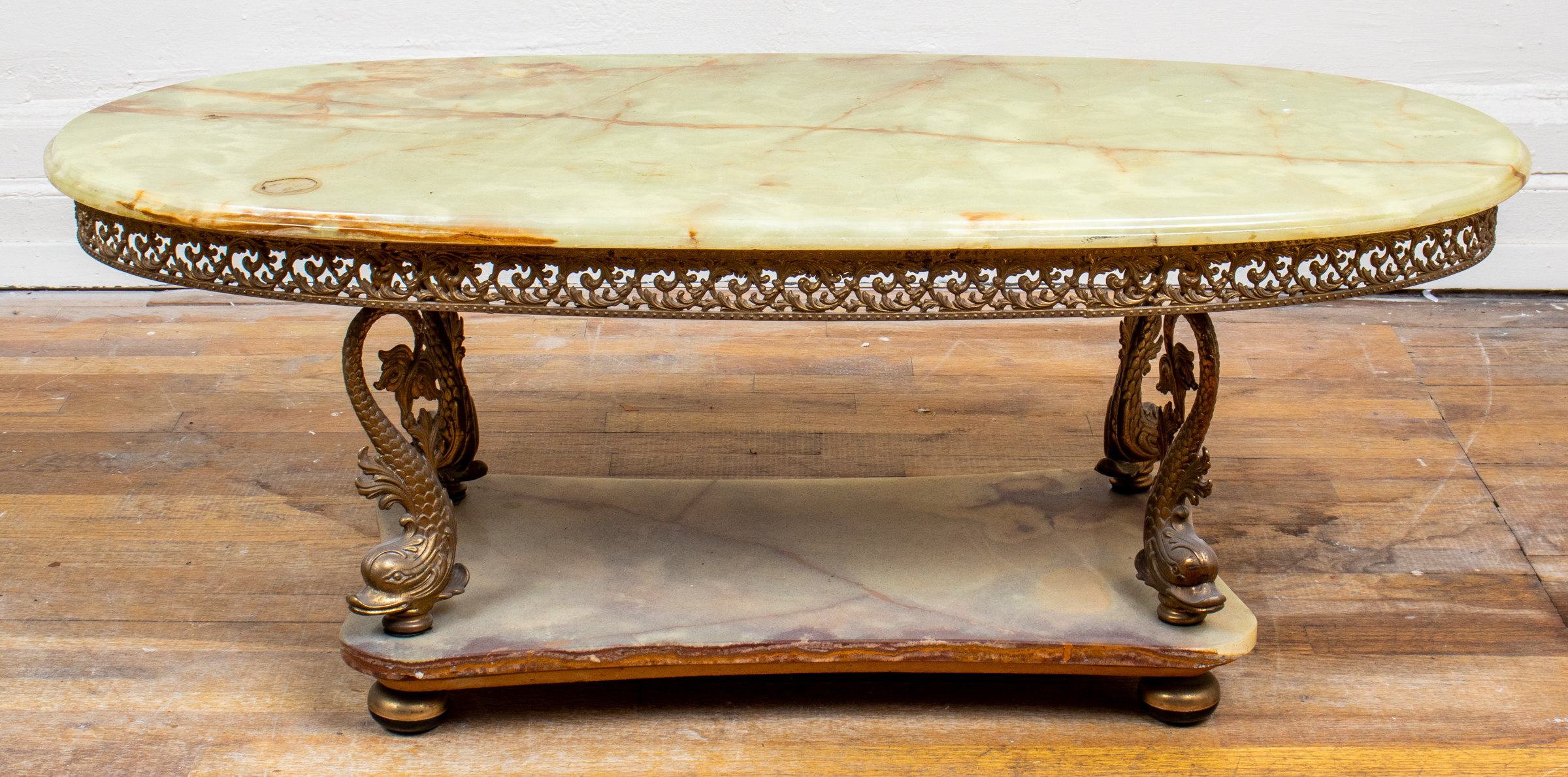 HOLLYWOOD REGENCY STYLE GILT METAL