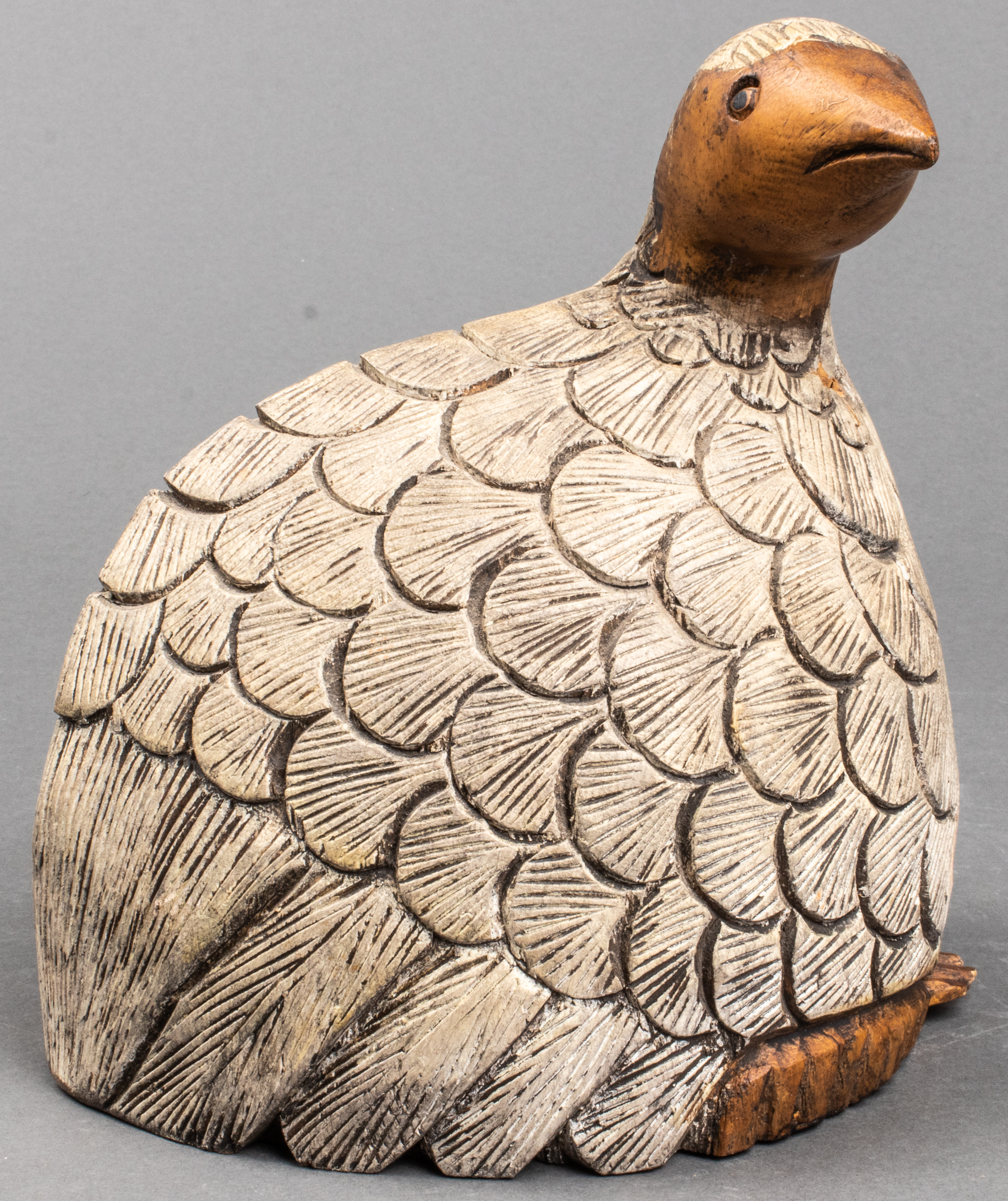 HAND CARVED WOODEN GUINEA FOWL 3c36cc