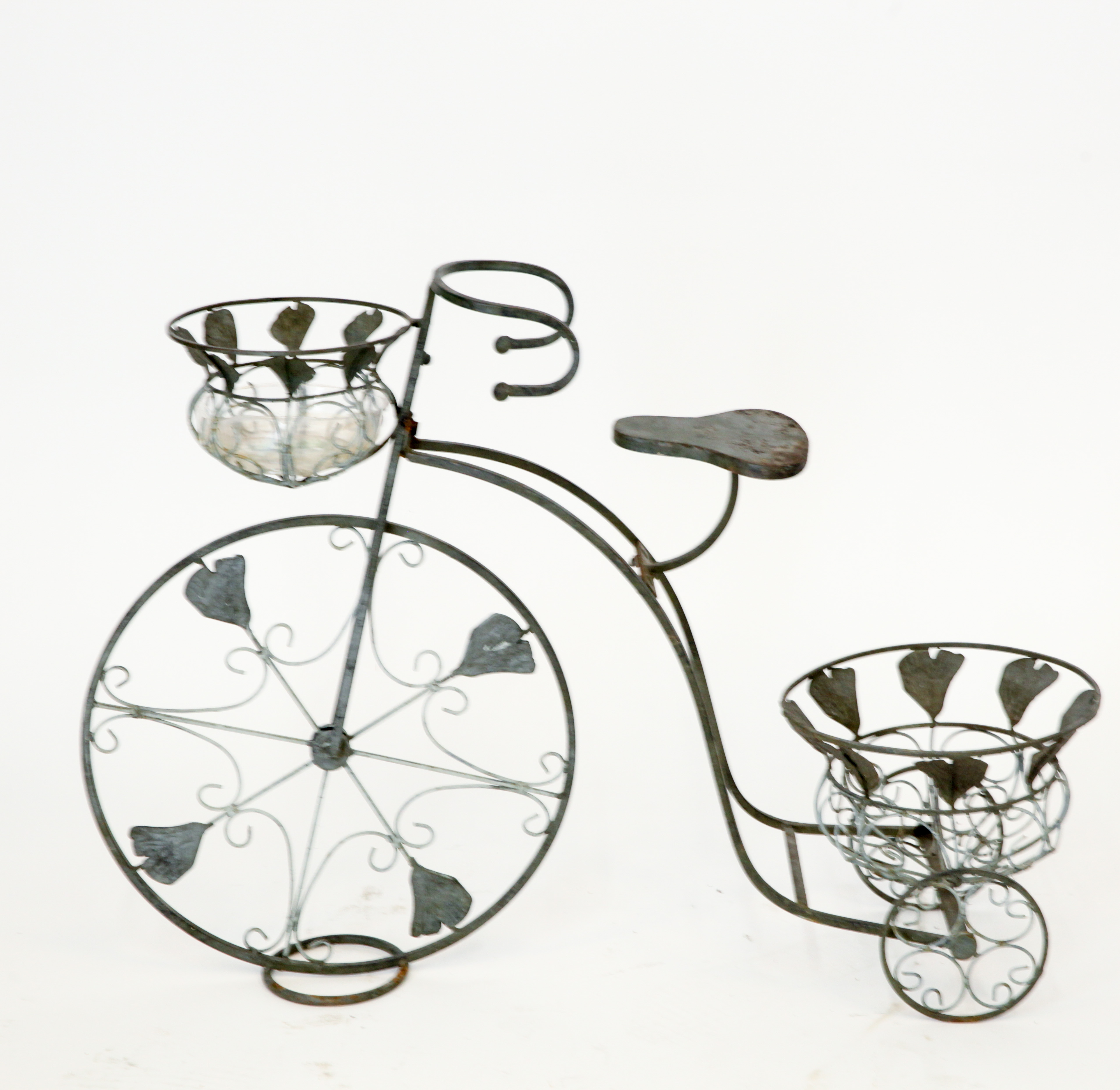 BICYCLE FORM MIXED METAL JARDINIERE 3c36d2