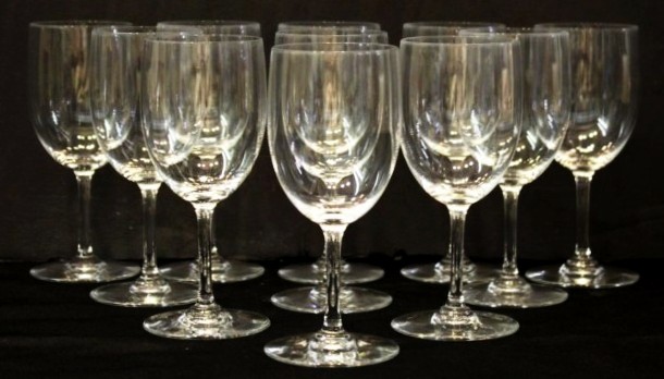 12 BACCARAT CRYSTAL WHITE WINE