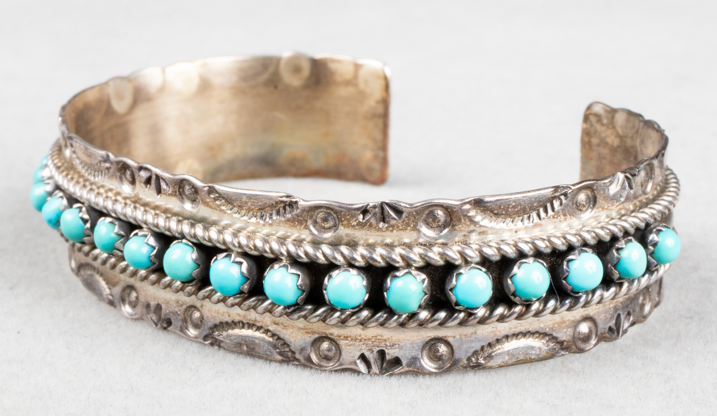 NATIVE AMERICAN SILVER TURQUOISE