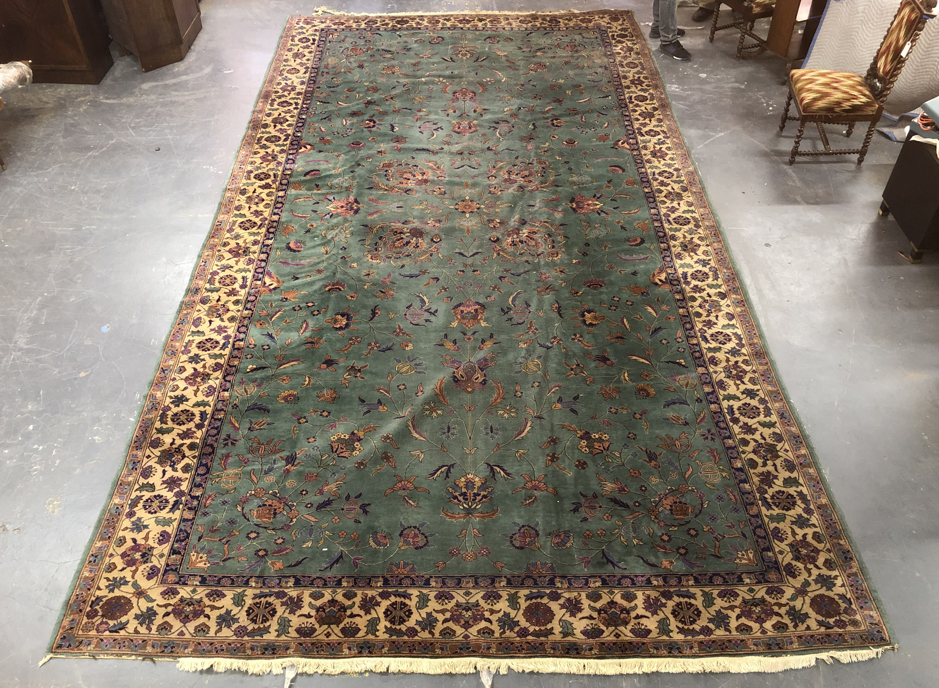 PALATIAL PERSIAN FLORAL CARPET,