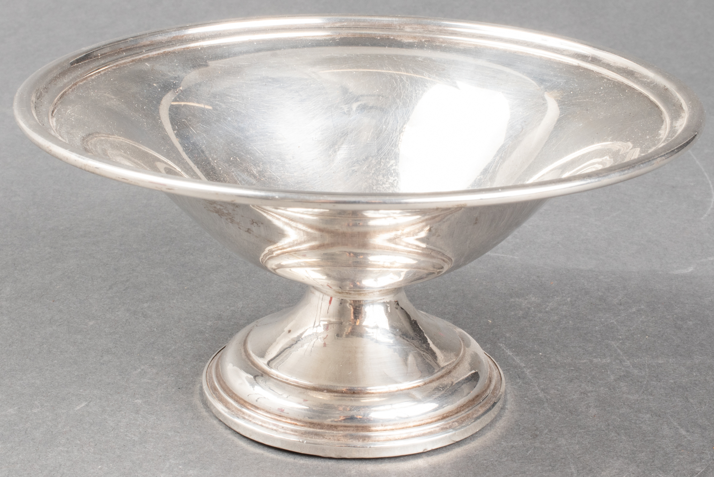 LUNT STERLING SILVER COMPOTE HOLLOWARE 3c3baf