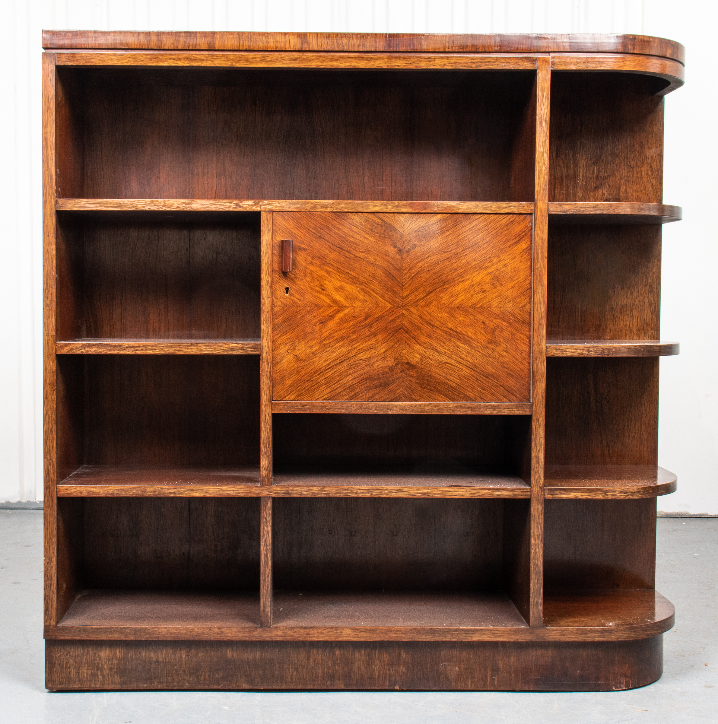 ITALIAN ART DECO WALNUT CABINET 3c3bfb