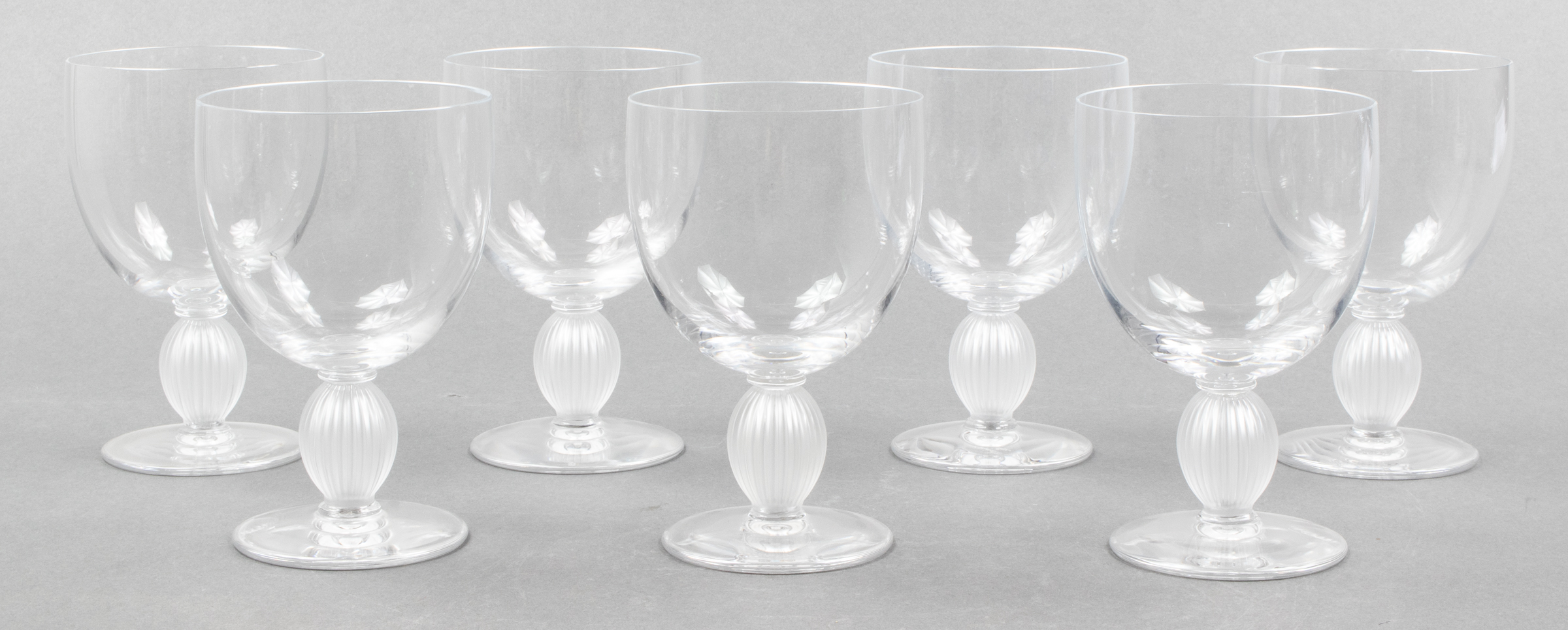LALIQUE CLEAR CRYSTAL LANGEAIS